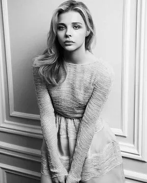 Chloe Grace Moretz / chloegmoretz фото голая #0083