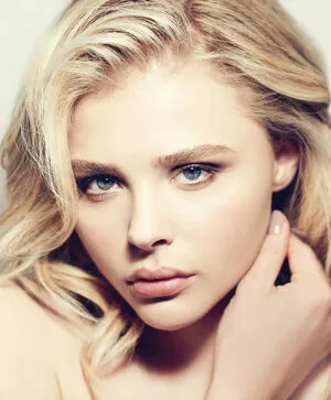 Chloe Grace Moretz / chloegmoretz фото голая #0121