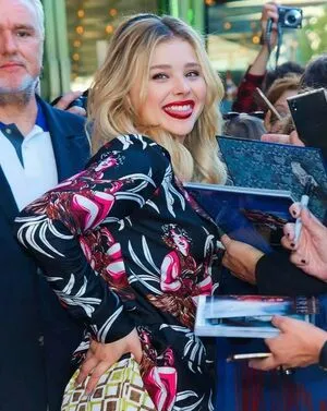 Chloe Grace Moretz / chloegmoretz фото голая #0154