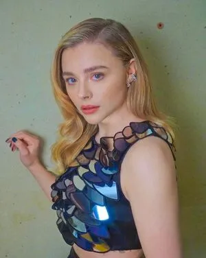 Chloe Grace Moretz / chloegmoretz фото голая #0312