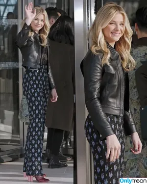 Chloe Grace Moretz / ChloeGMoretz nude photo #0850
