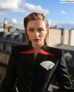 Chloe Grace Moretz / ChloeGMoretz nude photo #0856