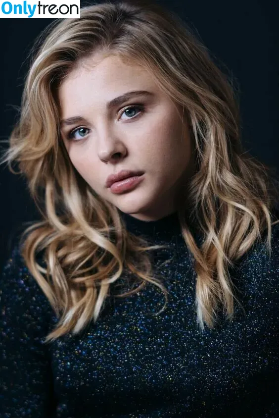 Chloe Grace Moretz nude photo #0050 (chloegmoretz)