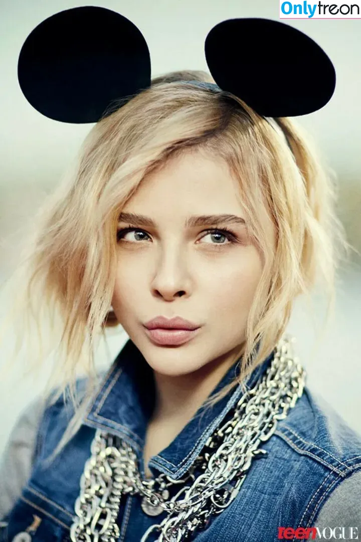 Chloe Grace Moretz голая photo #0095 (chloegmoretz)