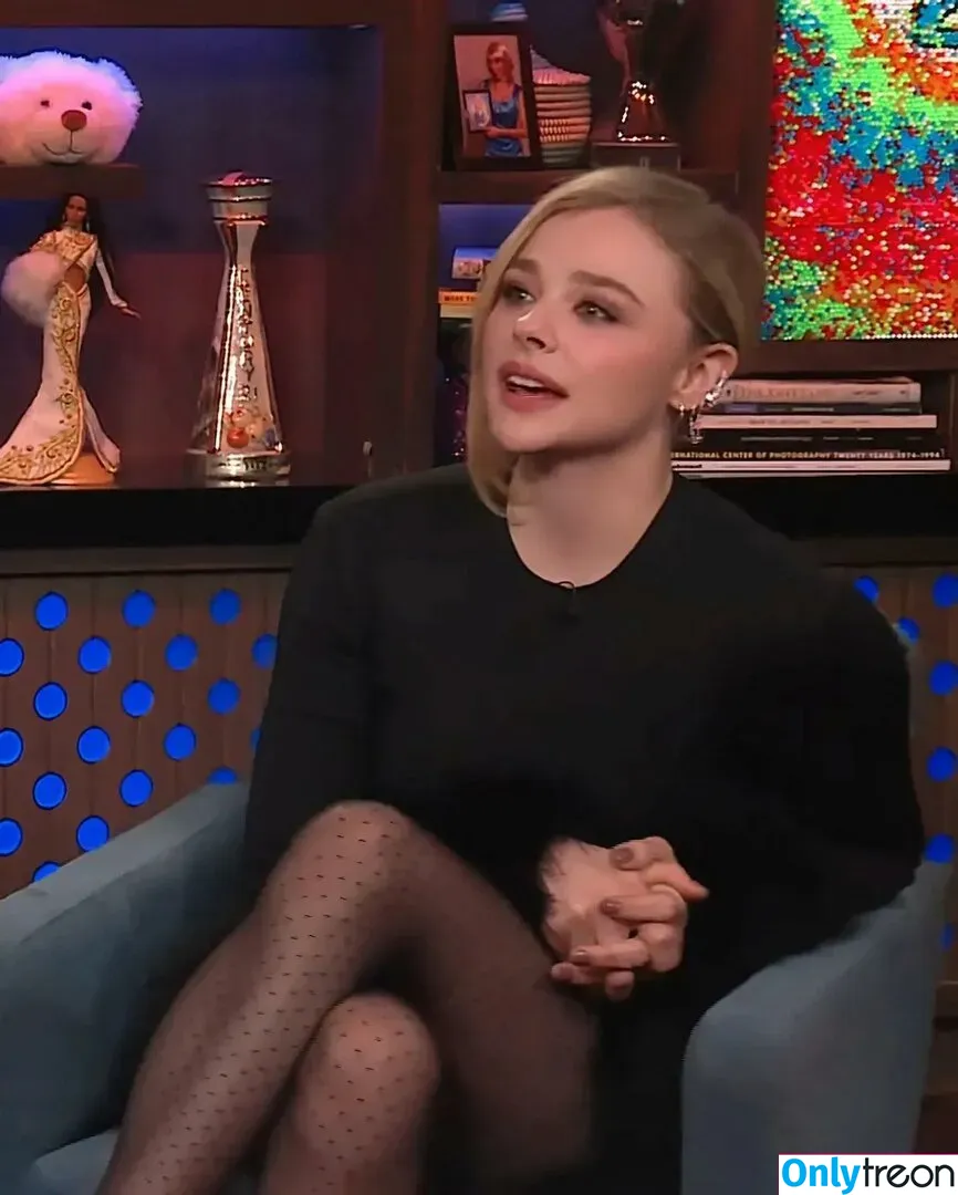 Chloe Grace Moretz nude photo #0454 (chloegmoretz)