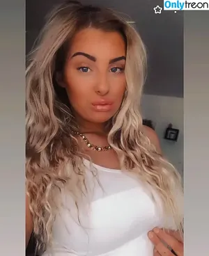Chloe Joanne Carter / chloecarterxoxo / chloejoannecarter22x nude photo #0030