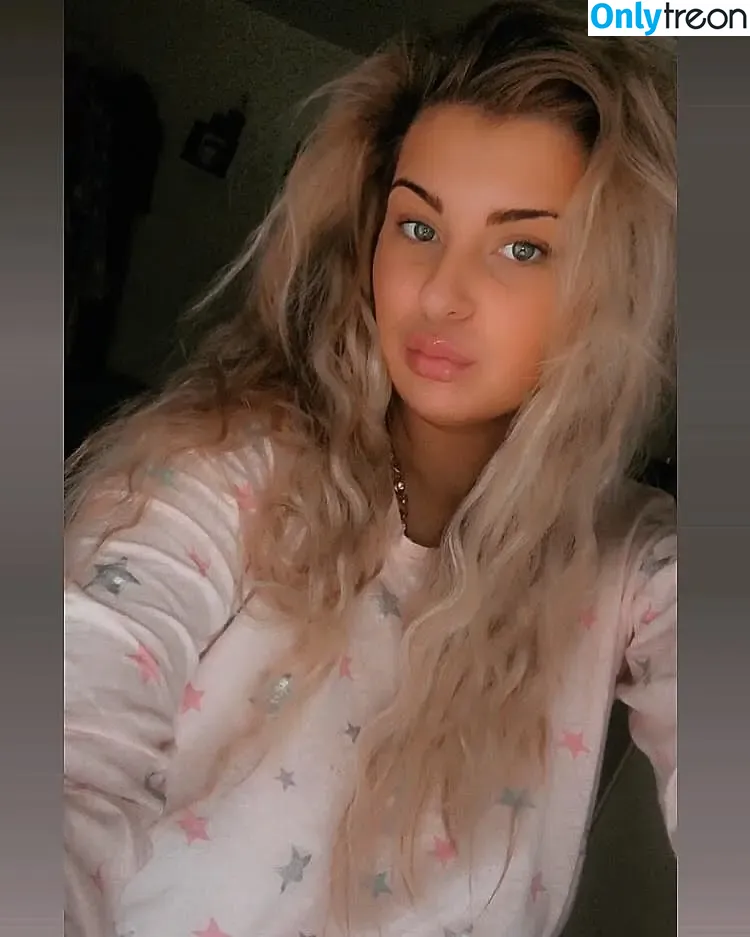 Chloe Joanne Carter nude photo #0032 (chloecarterxoxo / chloejoannecarter22x)
