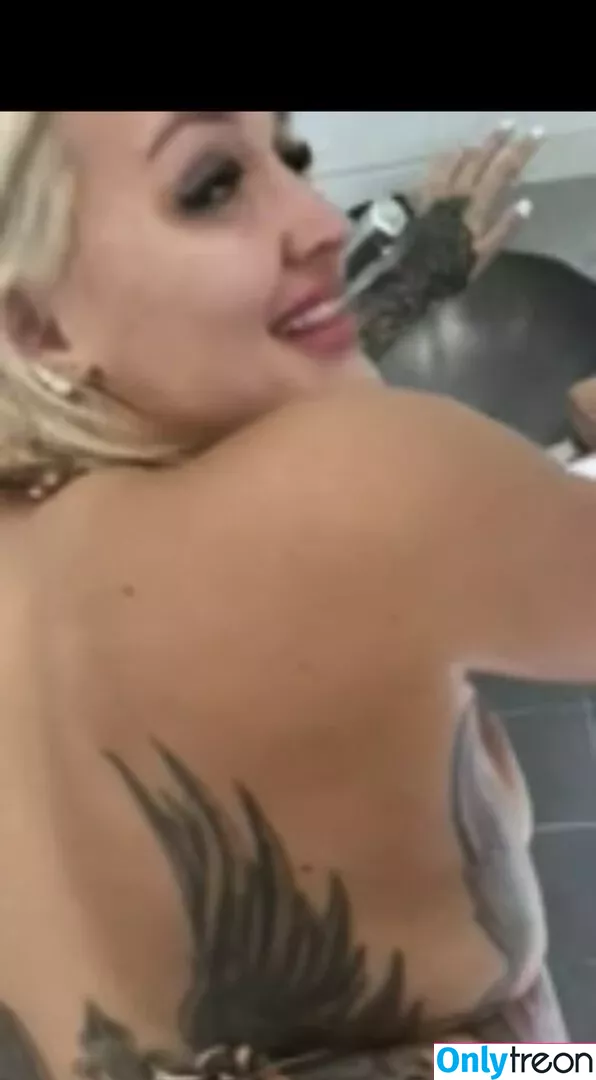 Chloe Louise Harm nude photo #0017 (candycocolouise / chloe_harm23 / chloe_louise_harm)