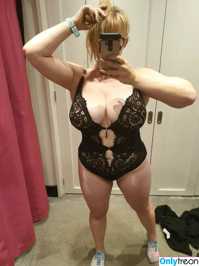 Chloe-louisex nude photo #0006 (BBWChloeX / Thepharaohs / chloelouisev2)