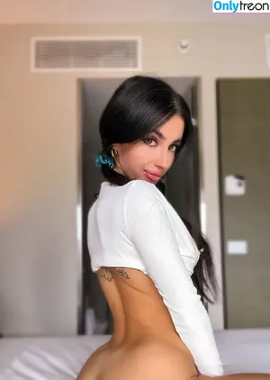 Chloe Mira / Chloemiraa / chloe.miraa nude photo #0023