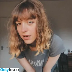 Chloe Slater / Indie Musician / chloeslater333 nude photo #0002