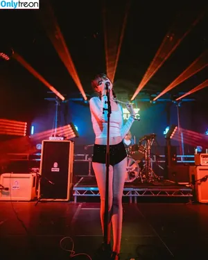 Chloe Slater / Indie Musician / chloeslater333 фото голая #0045