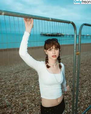 Chloe Slater / Indie Musician / chloeslater333 фото голая #0051