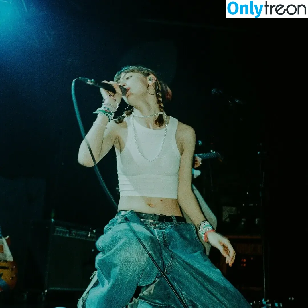 Chloe Slater nude photo #0032 (Indie Musician / chloeslater333)