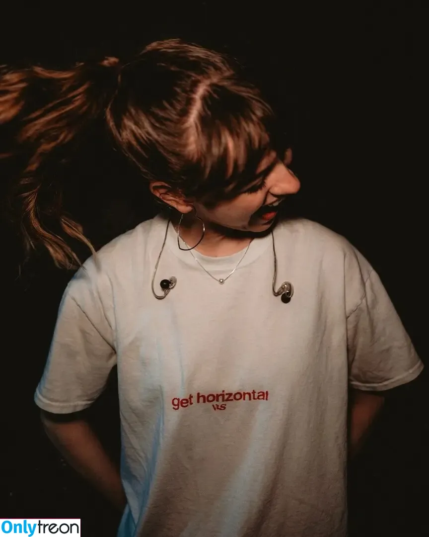 Chloe Slater голая photo #0037 (Indie Musician / chloeslater333)