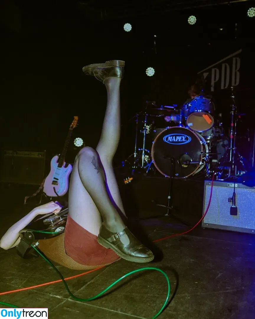 Chloe Slater nude photo #0044 (Indie Musician / chloeslater333)