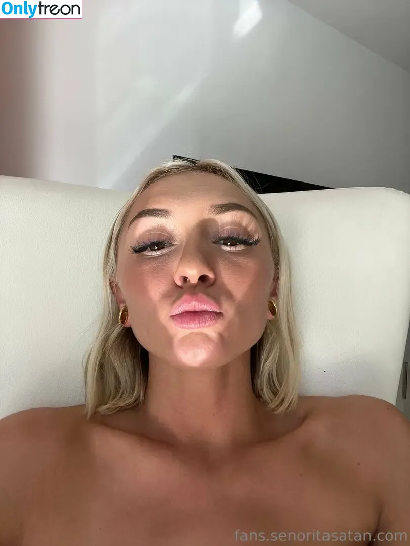Chloe Temple голая photo #0963 (Conservatives / chloe_temple / senorita_satan)