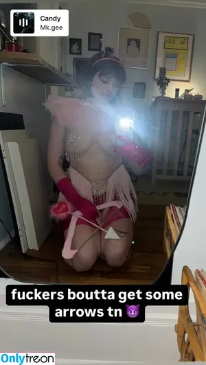 Chloe Troast / chloe_troast nude photo #0007
