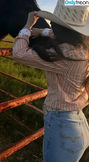 Chloe Trujillo / chlothecowgirl nude photo #0042
