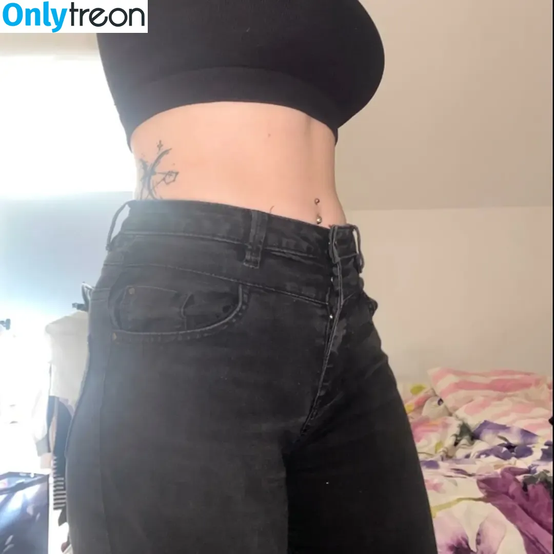 Chloe nude photo #0345 (ch111oe / chloe_b_chloe / chloe_temple / chloinii)