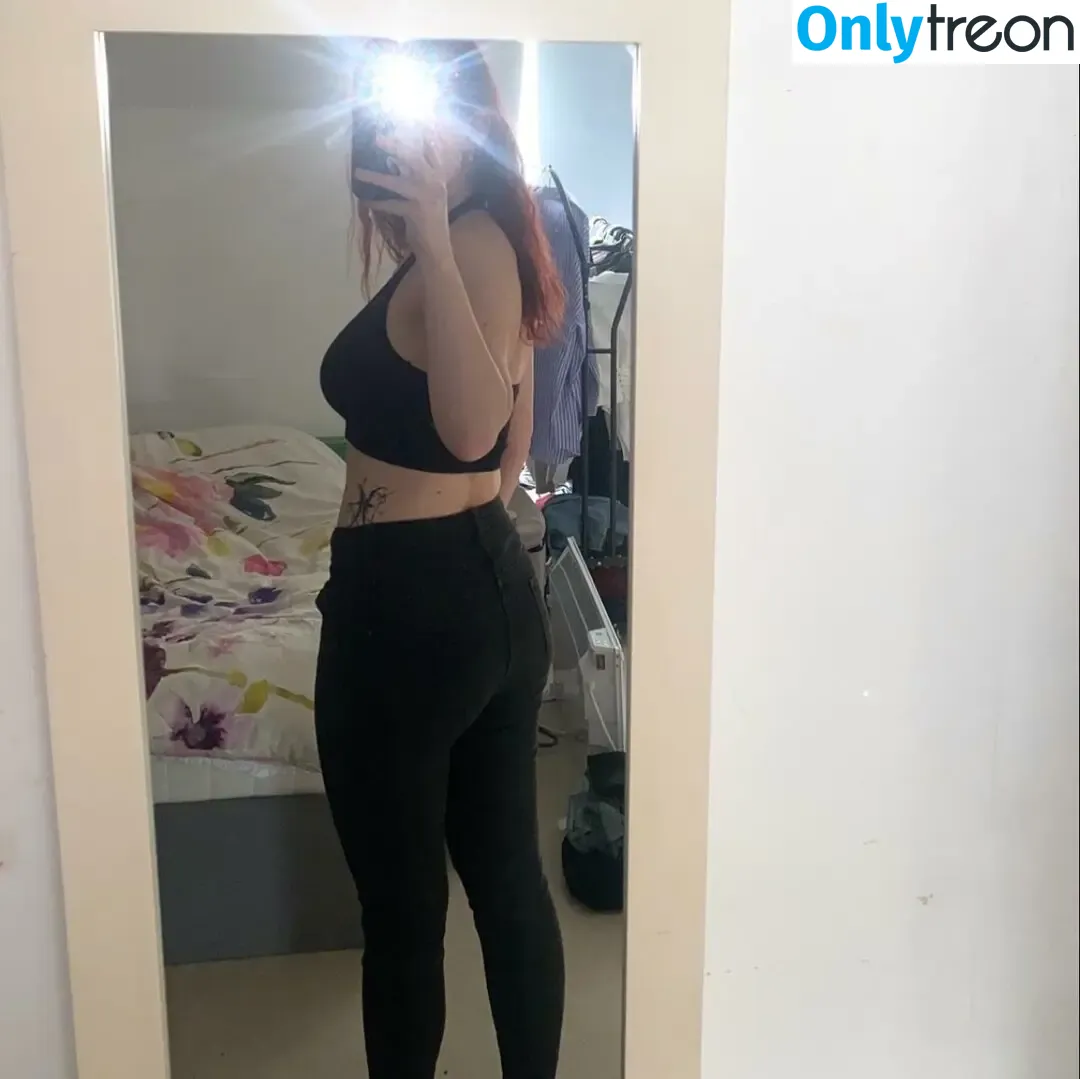 Chloe nude photo #0347 (ch111oe / chloe_b_chloe / chloe_temple / chloinii)