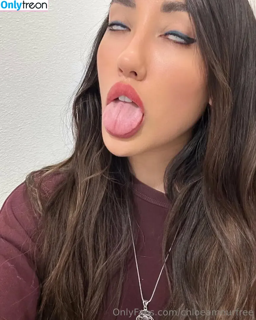 chloeamourfree голая photo #0100 (chloepmooree)