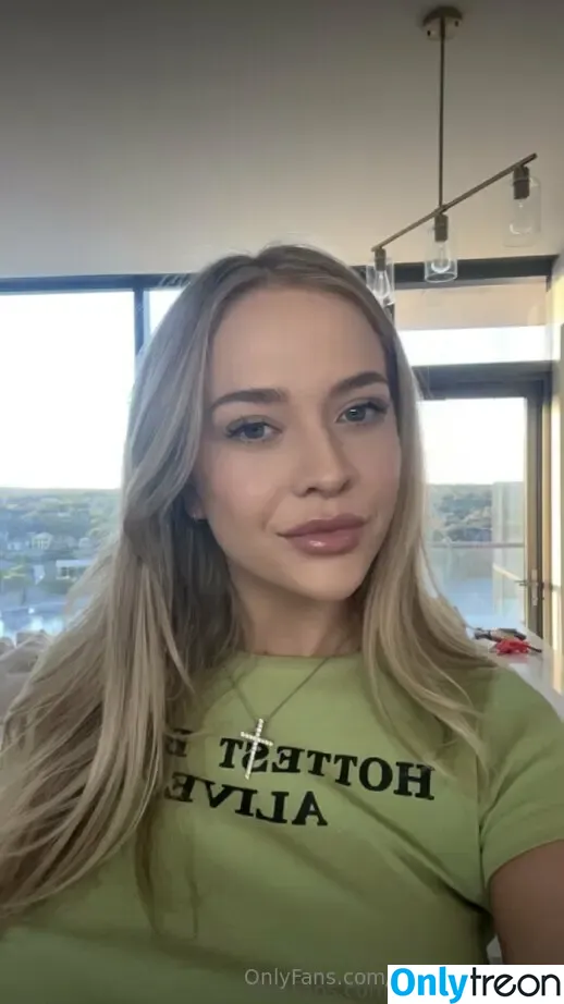 chloecarterxoxo nude photo #0055 (ogchloecarter)