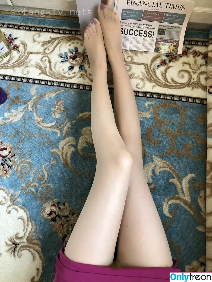 chloeffffff nude photo #0035 (chloefchloeff)