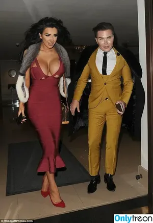 chloekhan / chloe.khan nude photo #0159