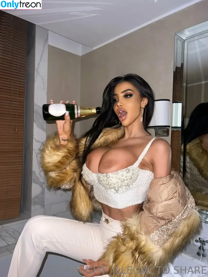 chloekhan голая photo #0004 (chloe.khan)