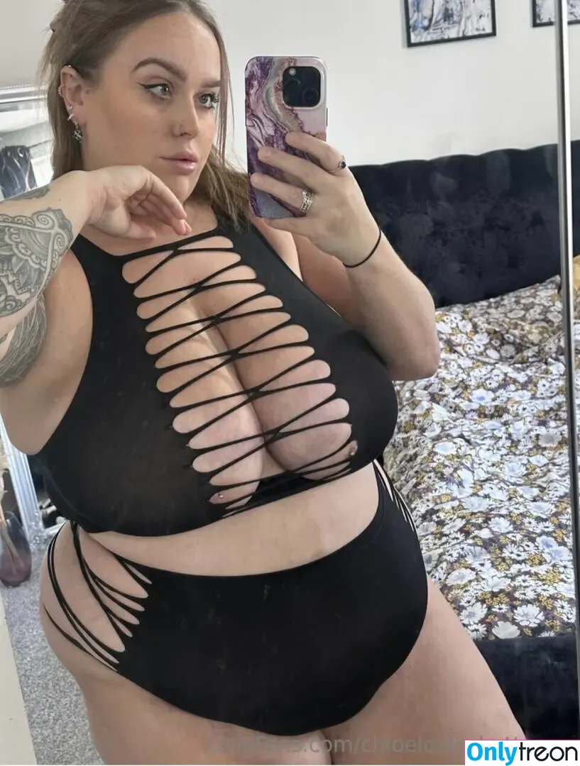 Chloelouisehattonox nude photo #0002 (Chloehattonox / chloeofxx)
