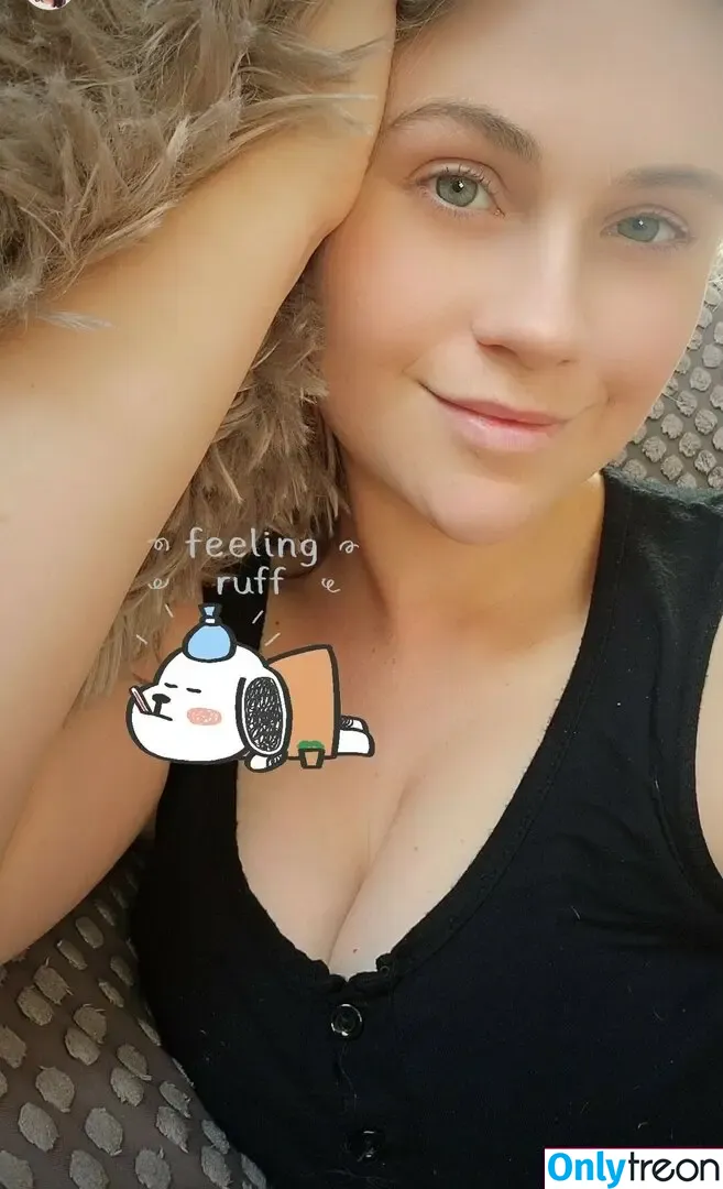 Chloemez голая photo #0003 (chloemez2020)