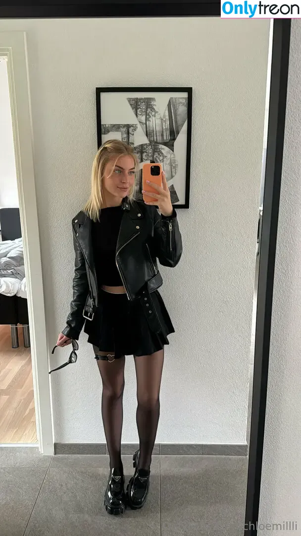 chloemillli nude photo #0034 (chloemili)