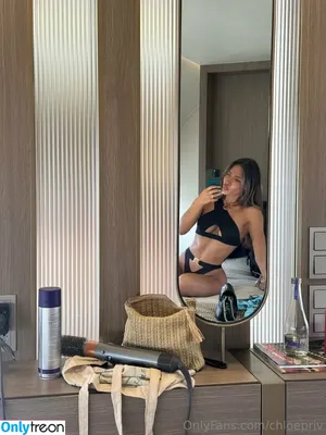 Chloepriv / Chloefanzi / chloeprivvvv.xo nude photo #0216
