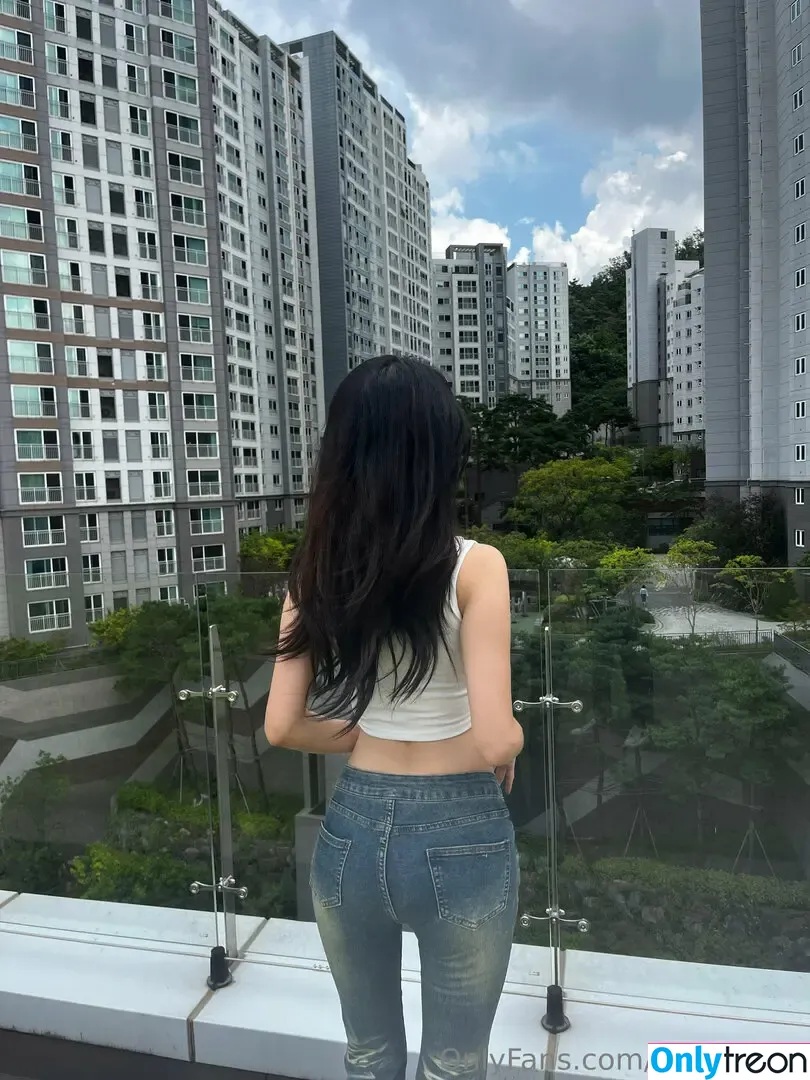 Chloestory nude photo #0002 (chloexstory)