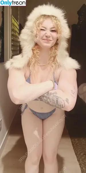 Chloethehokage / chloegrahamx / chloemirisch nude photo #0062