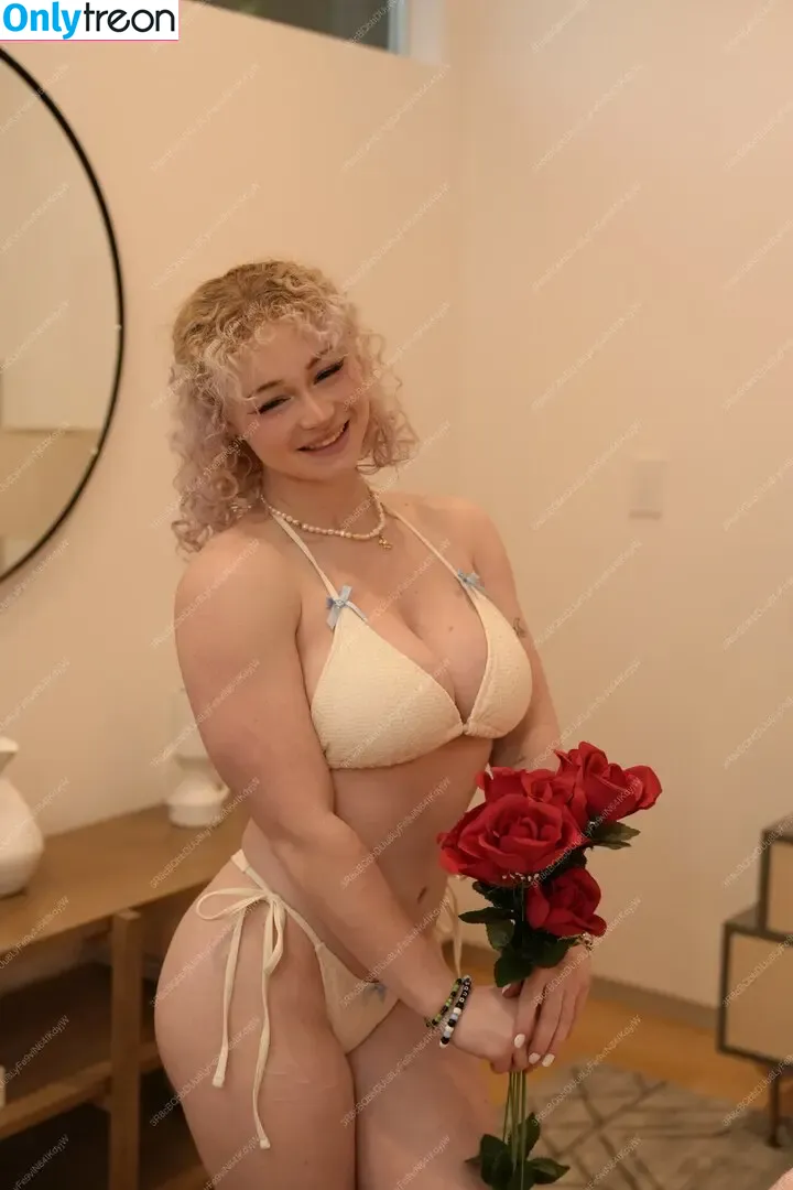 Chloethehokage nude photo #0035 (chloegrahamx / chloemirisch)