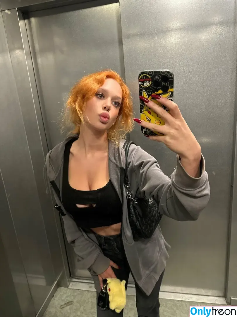 Chloeziva голая photo #0056 (chloexziva)
