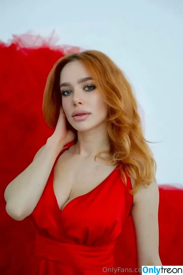 Chloeziva голая photo #0096 (chloexziva)
