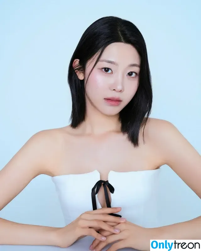Choi Hye-seon nude photo #0018 (hazelchoiii / 최혜선 Hyeseon)