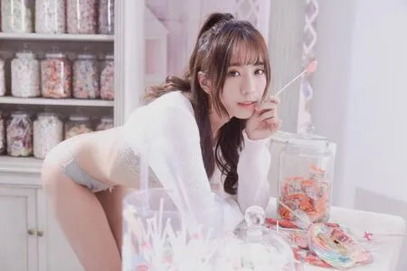 Chopperting / chopperyuting / 張宇婷 nude photo #0200