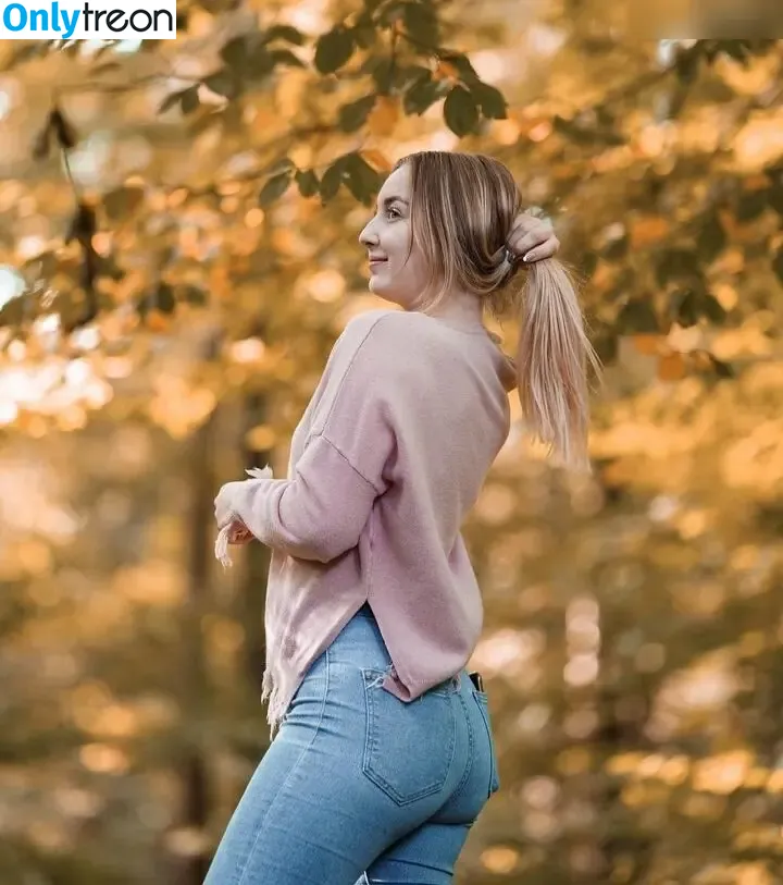 chrissixxe голая photo #0118 (christinexxe)