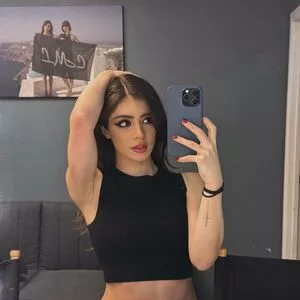 Chrissy Costanza / chrissycostanza nude photo #0076