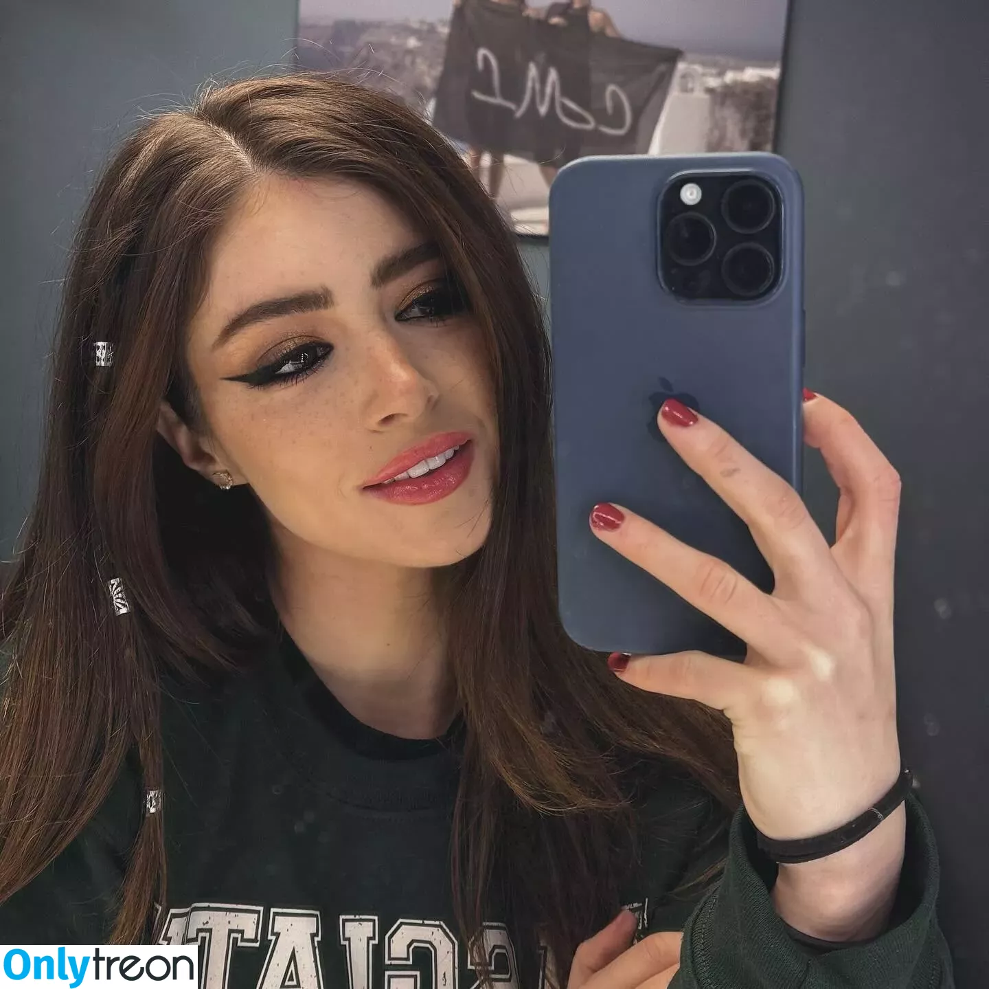 Chrissy Costanza nude photo #0074 (chrissycostanza)