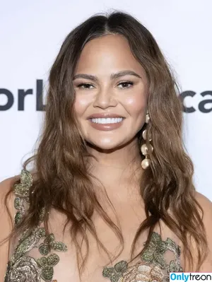 Chrissy Teigen / ChrissyTeigen фото голая #0504