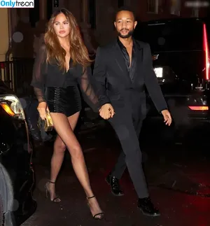 Chrissy Teigen / ChrissyTeigen фото голая #0634