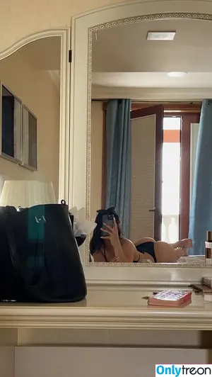 Christabellaeee / itsjadeeeee nude photo #0007