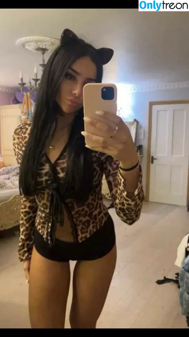 Christabellaeee nude photo #0018 (itsjadeeeee)