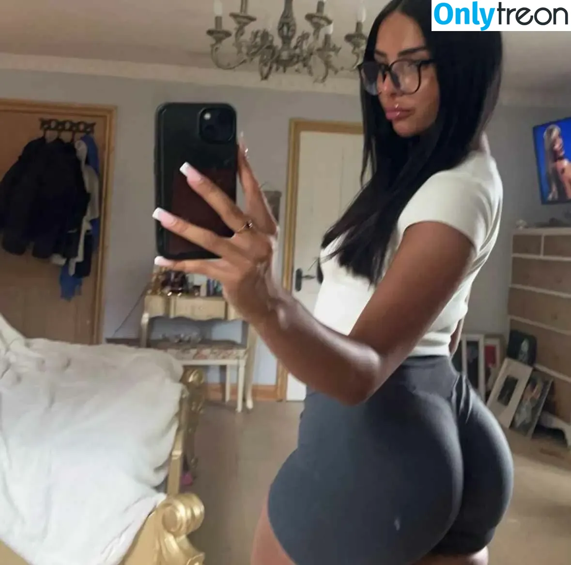Christabellaeee голая photo #0021 (itsjadeeeee)
