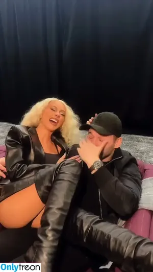 Christina Aguilera / XTINA nude photo #2682